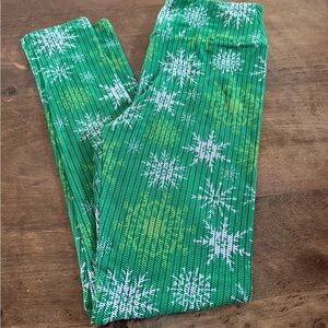 Green Snowflake One Size Leggings